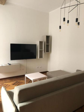 Alma- Central and Elegant apartment Parma